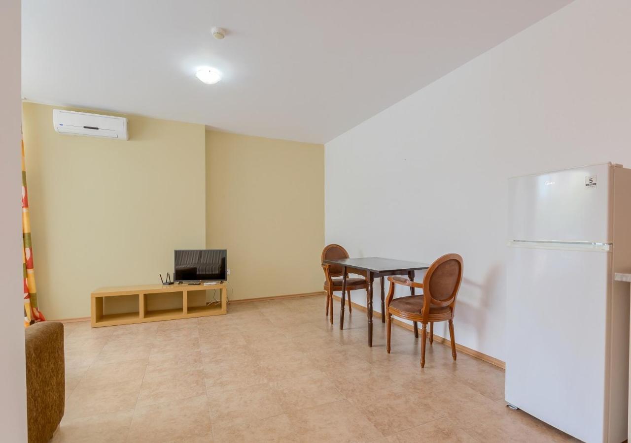 Robinson Beach Apartments Elenite Extérieur photo